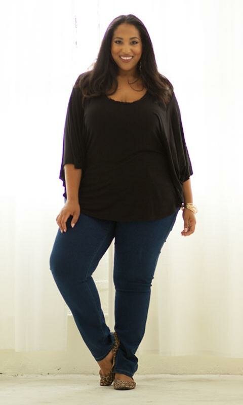 Shamika  Petite Plus Size Outfit Ideas (@froplusfashion